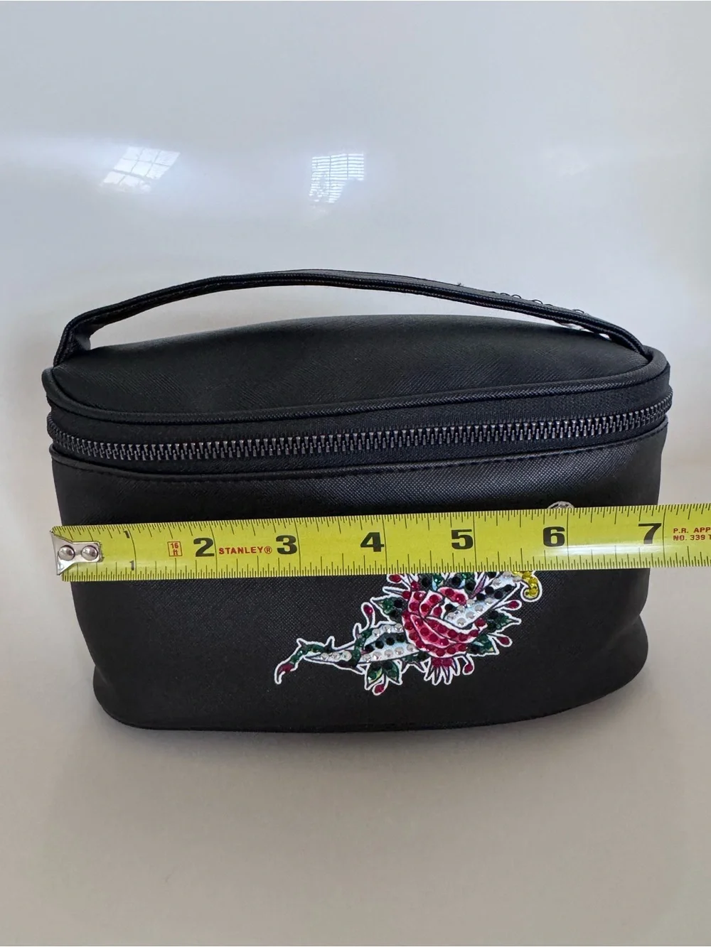 NWOT Ed Hardy Rhinestone Rose Dagger Cosmetic Travel Makeup Case Y2K Black Rock